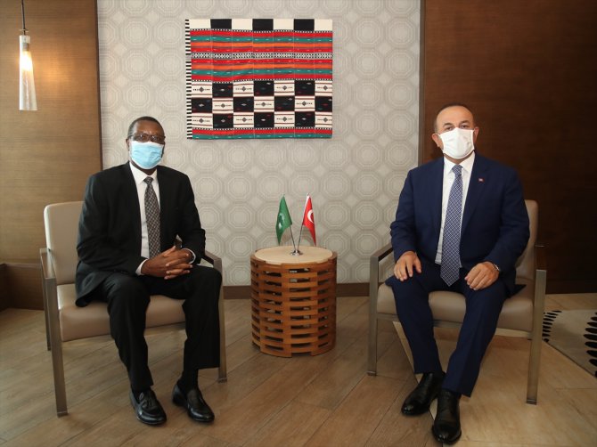 Dışişleri Bakanı Çavuşoğlu, Afrika Birliği Mali Yüksek Temsilcisi Buyoya'yla görüştü