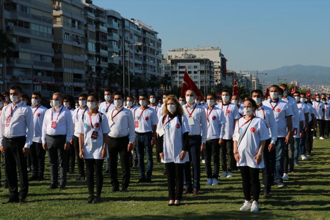 İzmir’de “İstiklal İçin Kararlılık Yürüyüşü"