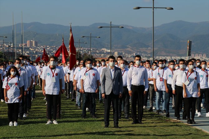 İzmir’de “İstiklal İçin Kararlılık Yürüyüşü"