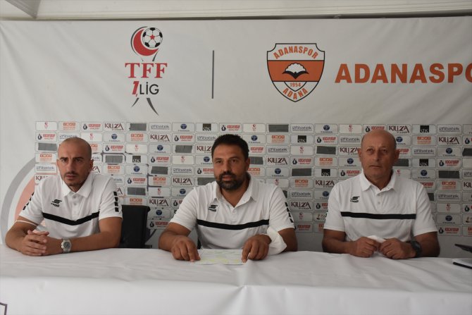 Adanaspor Teknik Direktörü Akyel: "Hedefimiz her zaman yukarılara oynamak"