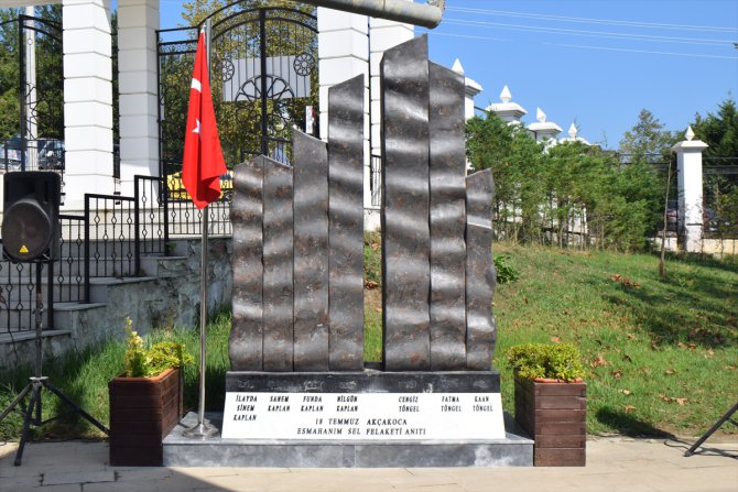 Akçakoca'daki sel felaketinde hayatını kaybedenlerin isimleri anıtta yaşatılacak