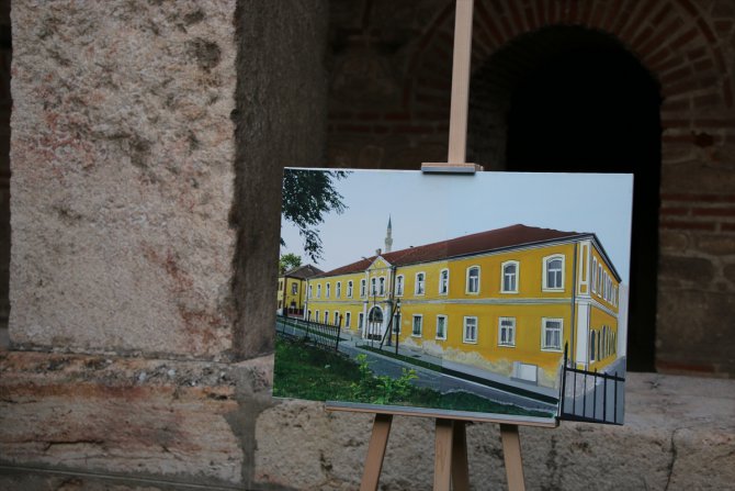 Kuzey Makedonya’da “Fotoğraf ve Resim Arasında Çarşı” sergisi açıldı
