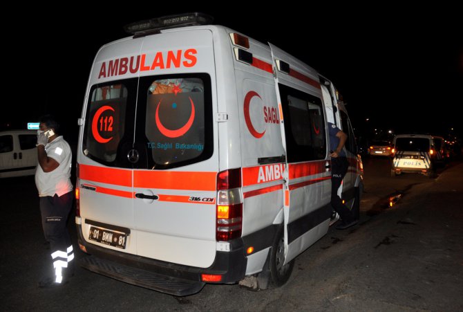 Adana'da polise mukavemet gösteren iki kişiye gözaltı