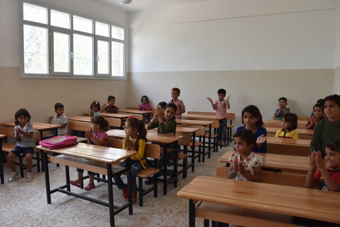 Barış Pınarı bölgesinde yeni eğitim-öğretim yılı başladı