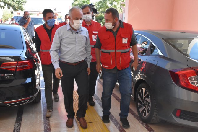 Türk Kızılay Genel Başkanı Kınık, yaralı Kızılay personelini ziyaret etti