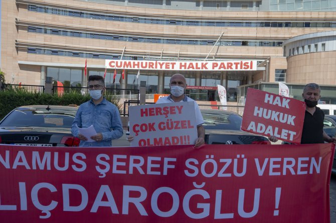 İBB'de işten çıkartılan işçiler CHP Genel Merkezi önünde toplandı