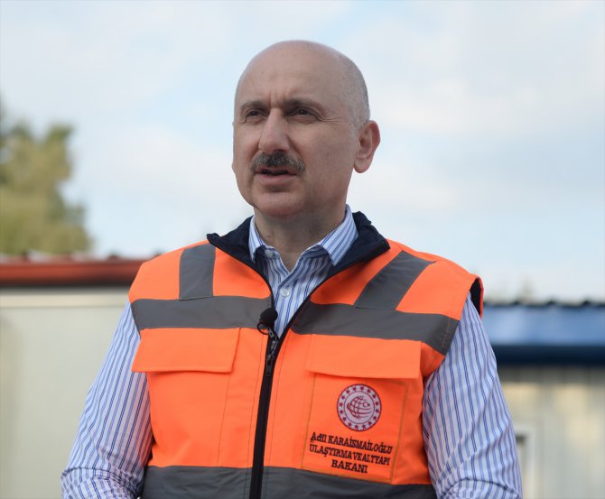 Bakan Karaismailoğlu, Kuzey Marmara Otoyolu'nda incelemelerde bulundu: