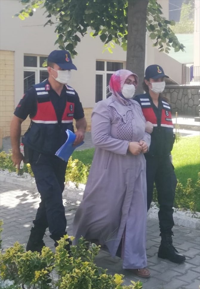 FETÖ hükümlüsü kadın İzmir'de yakalandı
