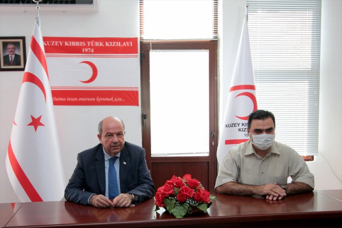 KKTC Başbakanı Tatar'dan Türk Kızılaya ziyaret