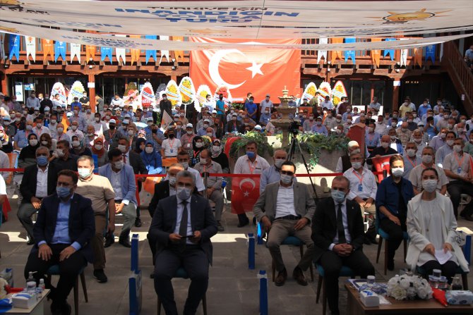 AK Parti'li Kandemir ve Karaaslan, Vezirköprü kongresine katıldı