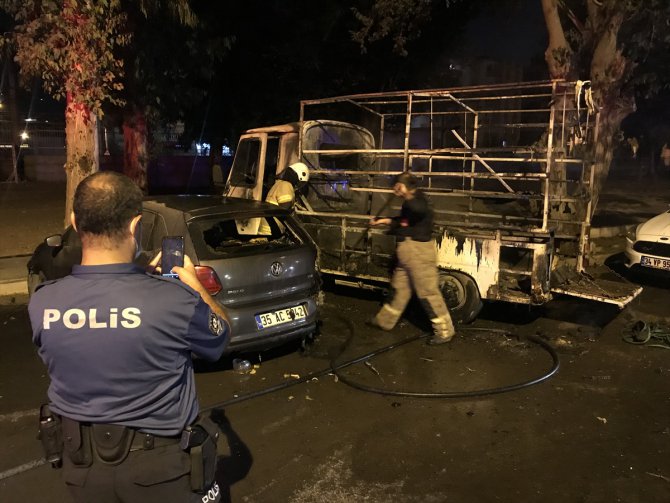 İzmir'de 3 aracı kundakladığı iddia edilen zihinsel engelli kişi gözaltına alındı