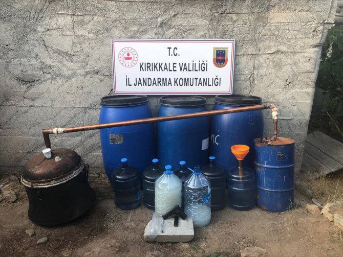 Kırıkkale'de 950 litre sahte rakı ele geçirildi
