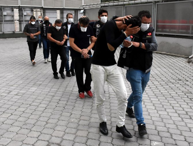 Samsun'daki uyuşturucu operasyonunda gözaltına alınan 6 şüpheli adliyede