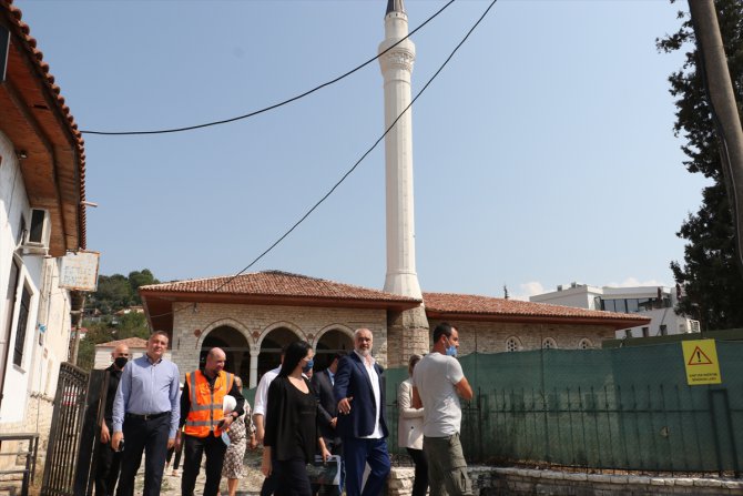 Arnavutluk Başbakanı Rama, TİKA'nın restore ettiği Osmanlı eserlerini ziyaret etti