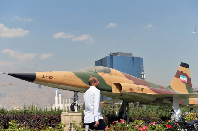 Tahran'daki Kutsal Savunma Müzesi kanlı İran-Irak Savaşı'na tanıklık ediyor