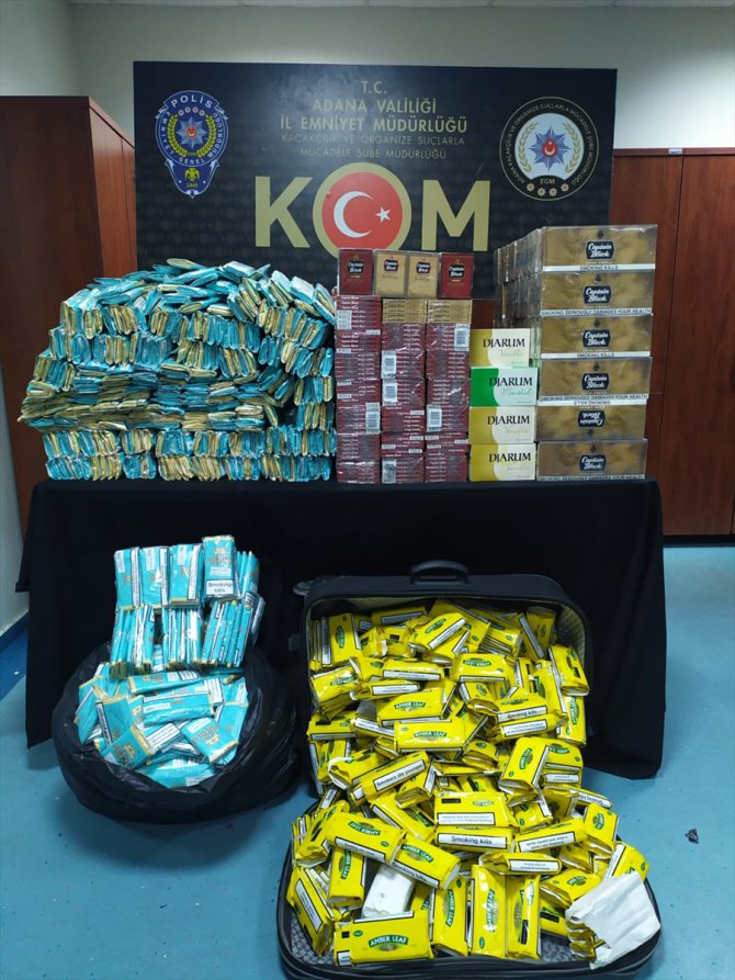 Adana'da bagajlarında kaçak tütün ürünleri bulunan 3 yolcuya gözaltı