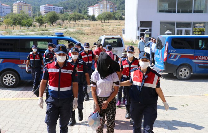 Denizli'de kara yolunda "gasp tuzağı" kuran 6 kişi tutuklandı