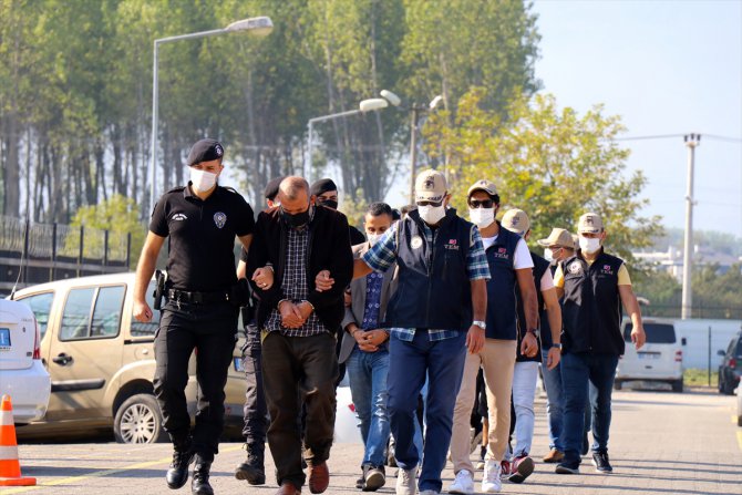 GÜNCELLEME - Düzce'de DEAŞ operasyonunda yakalanan yabancı uyruklu 6 şüpheli tutuklandı