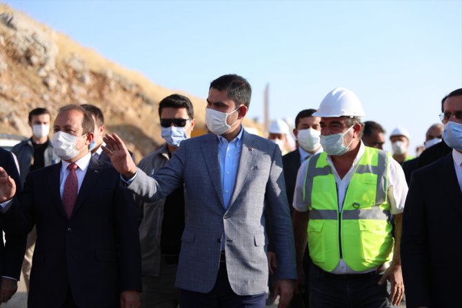 Çevre ve Şehircilik Bakanı Kurum, Şırnak'ta temaslarda bulundu