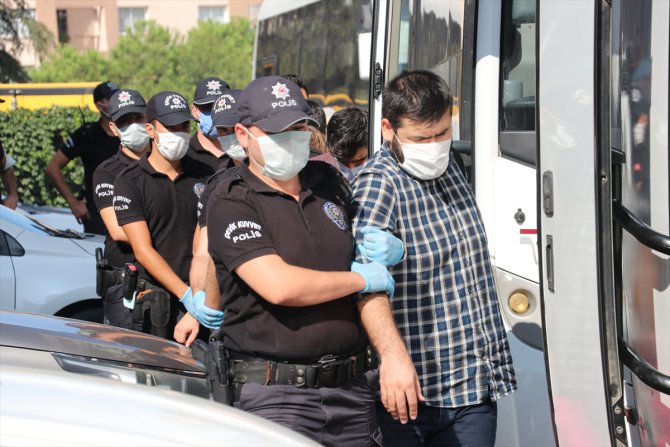 FETÖ'nün avukat yapılanmasına yönelik operasyonda 15 tutuklama