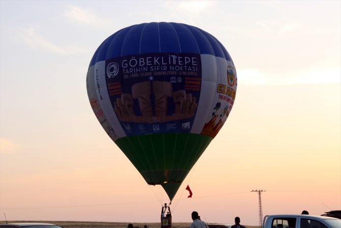 Göbeklitepe'de sıcak hava balonuyla tanıtım uçuşu gerçekleştirildi