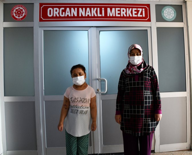 Sivas'ta iki kadına böbrek nakledildi