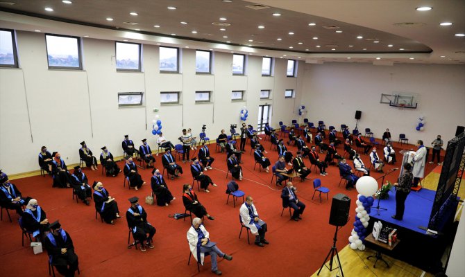 Uluslararası Saraybosna Üniversitesi 12'nci dönem mezunlarını verdi