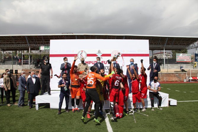 Ampute Futbol Türkiye Kupası şampiyonu Etimesgut Belediye Spor Kulübü oldu
