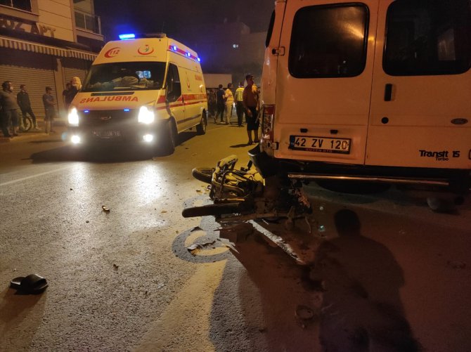 Manisa'da devrilen motosikletin sürücüsü öldü