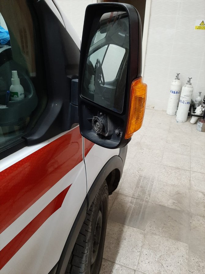 Sivas'ta ambulans ekibine saldıran 3 kişi gözaltına alındı