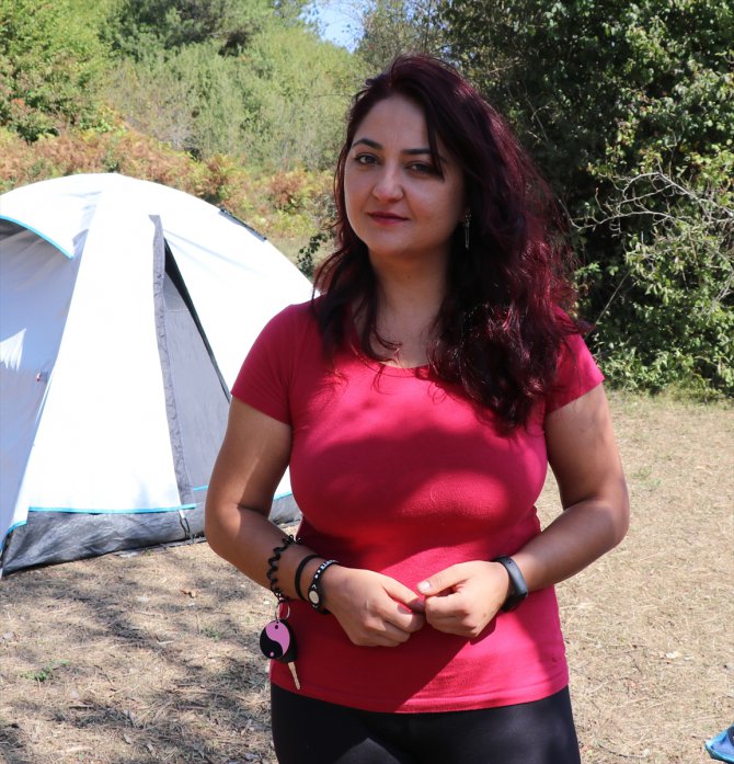 Sosyal medya üzerinden buluşan doğaseverler "Tabiatın kalbi"nde kamp yapıyor