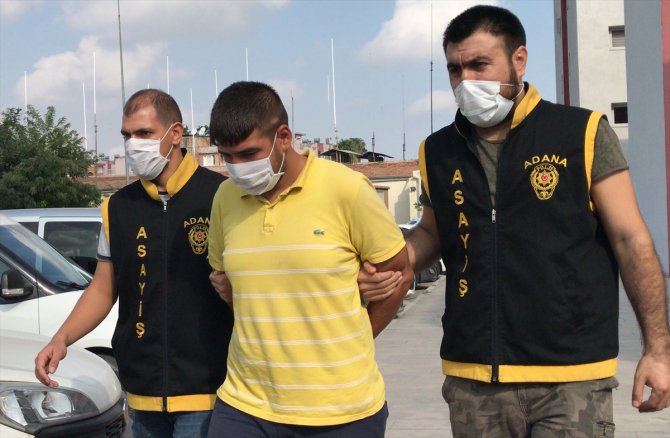 Adana'da cami bahçesine saklanmaya çalışan kapkaç zanlısı tutuklandı