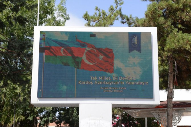 Çorum Belediyesinden Azerbaycan'a bayraklı destek