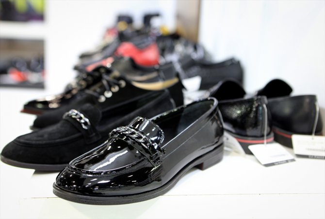 Ayakkabı sektörünün ilk fiziksel fuarı AYMOD başladı