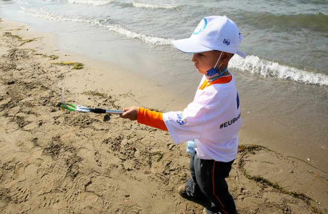 Kocaeli'de deniz ve plaj temizliği yapıldı