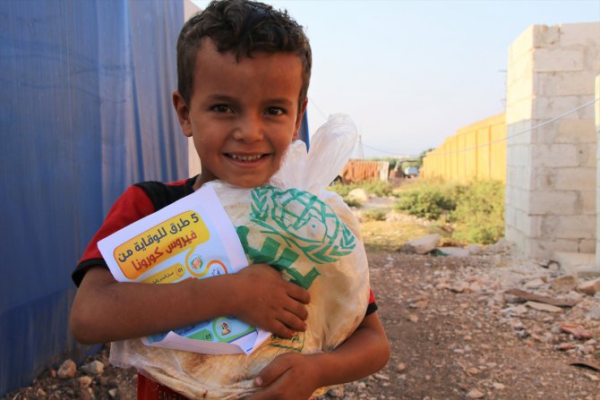 İHH Suriye'de 9 ayda 112 milyon ekmek dağıttı