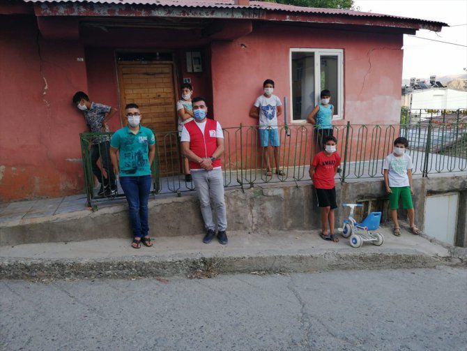Türk Kızılay gönüllüleri Tunceli'de 1868 çocuğu kitapla buluşturacak