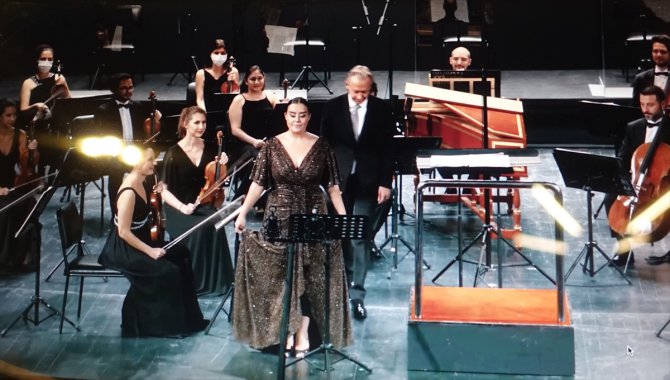 "BİFO Özel: Baroktan Klasiğe" konseri müzikseverlerle buluştu