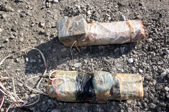 Bitlis'te teröristlerce köprü altına tuzaklanmış 300 kilogram patlayıcı imha edildi