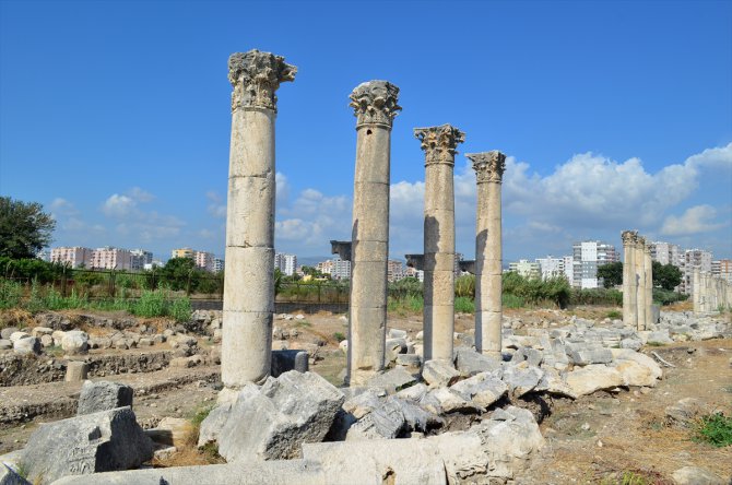 Mersin'de şair ve gök bilimci Aratos'un anıt mezarının ana hatları ortaya çıkarıldı