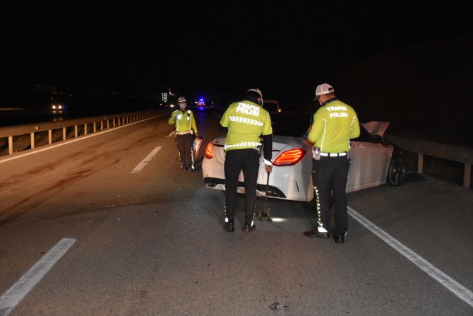 Kırıkkale'de otomobilin çarptığı yaya öldü, iki kişi yaralandı