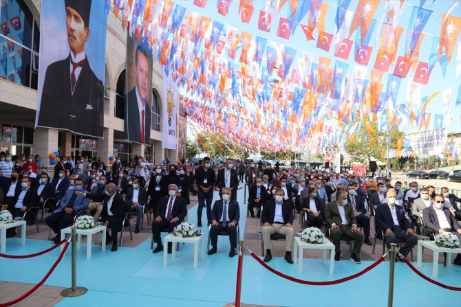 AK Parti'li Demiröz, Yıldırım İlçe Kongresi'nde konuştu: