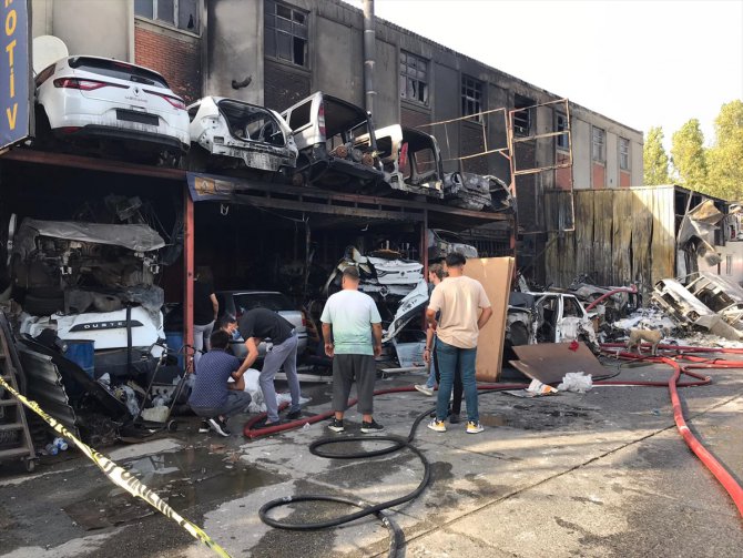 GÜNCELLEME - Başakşehir'de oto sanayi sitesinde yangın