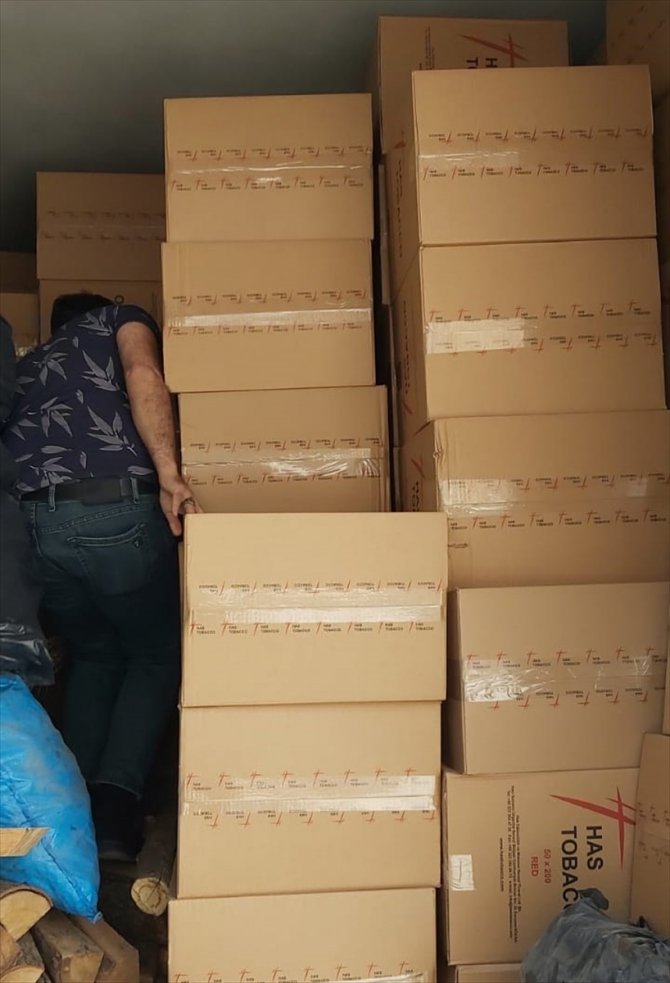 Adana'da kaçak 28 milyon 800 bin makaron ele geçirildi