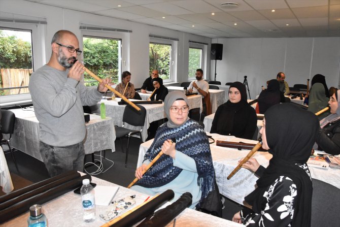 Danimarka Türk Diyanet Vakfının ney kursuna ilgi yoğun