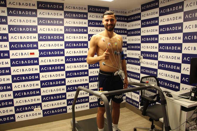 Fenerbahçe'nin yeni transferleri sağlık kontrolünden geçirildi