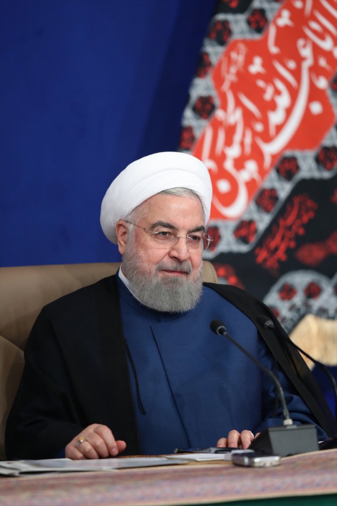 İran Cumhurbaşkanı Ruhani: "Ekonomik savaş daha fazla süremez"