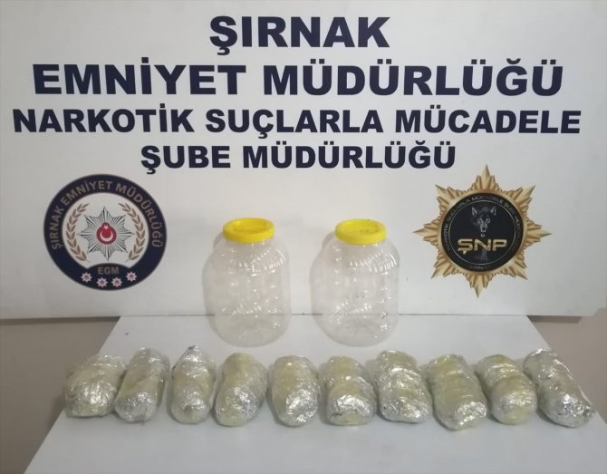 Şırnak'ta kaçakçılık ve uyuşturucu operasyonlarında gözaltına alınan 37 kişiden 2'si tutuklandı