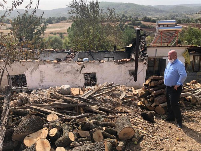 Muğla'da evi yanan aileye belediye, AFAD ve kaymakamlıktan destek sözü