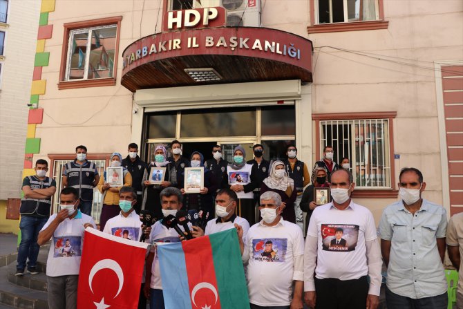 Evlat nöbetini sürdüren Diyarbakır annelerinden Azerbaycan'a destek